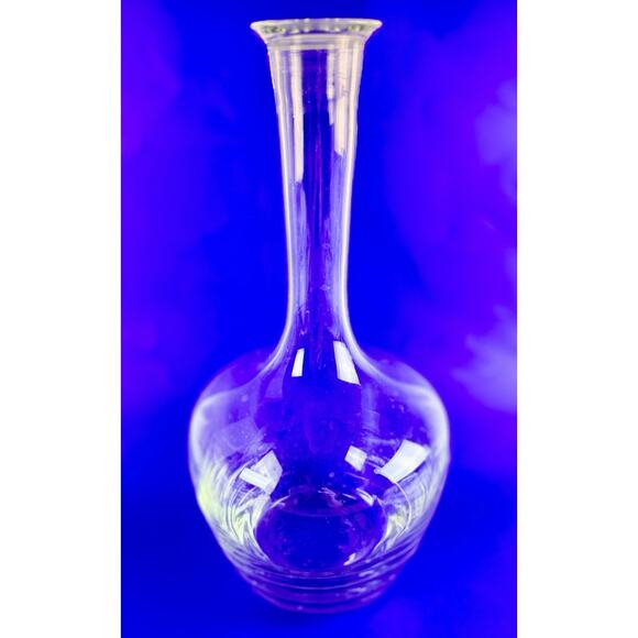 Vintage Wine Decanter 12” Clear Glass Carafe Vase Thick Base MCM Shapely - Picture 3 of 14